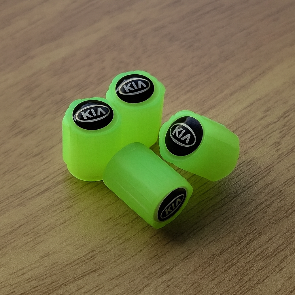 Súprava 4 Fosforeskujúcich Krytov Kolies s Logom