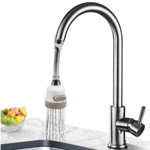 Univerzálny flexibilný nástavec na kohútik